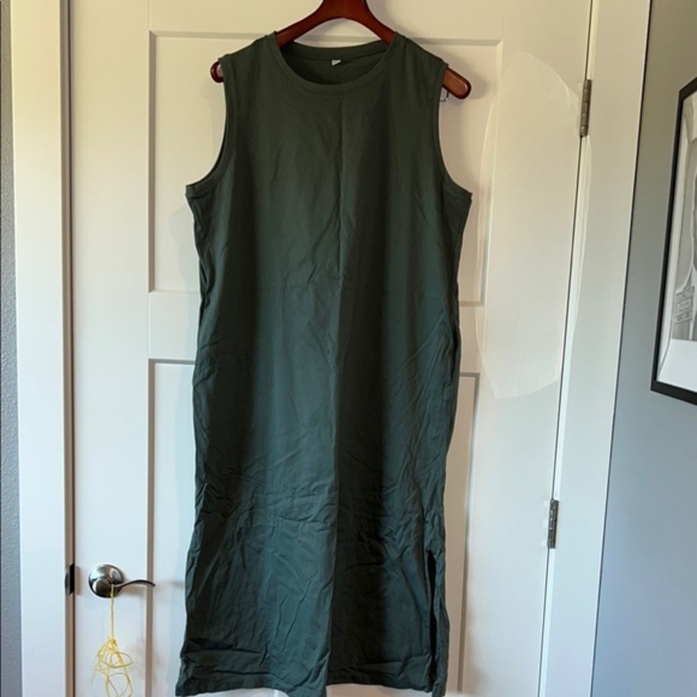 Uniqlo Sleeveless Maxi Dress with Crew Neck sz XL